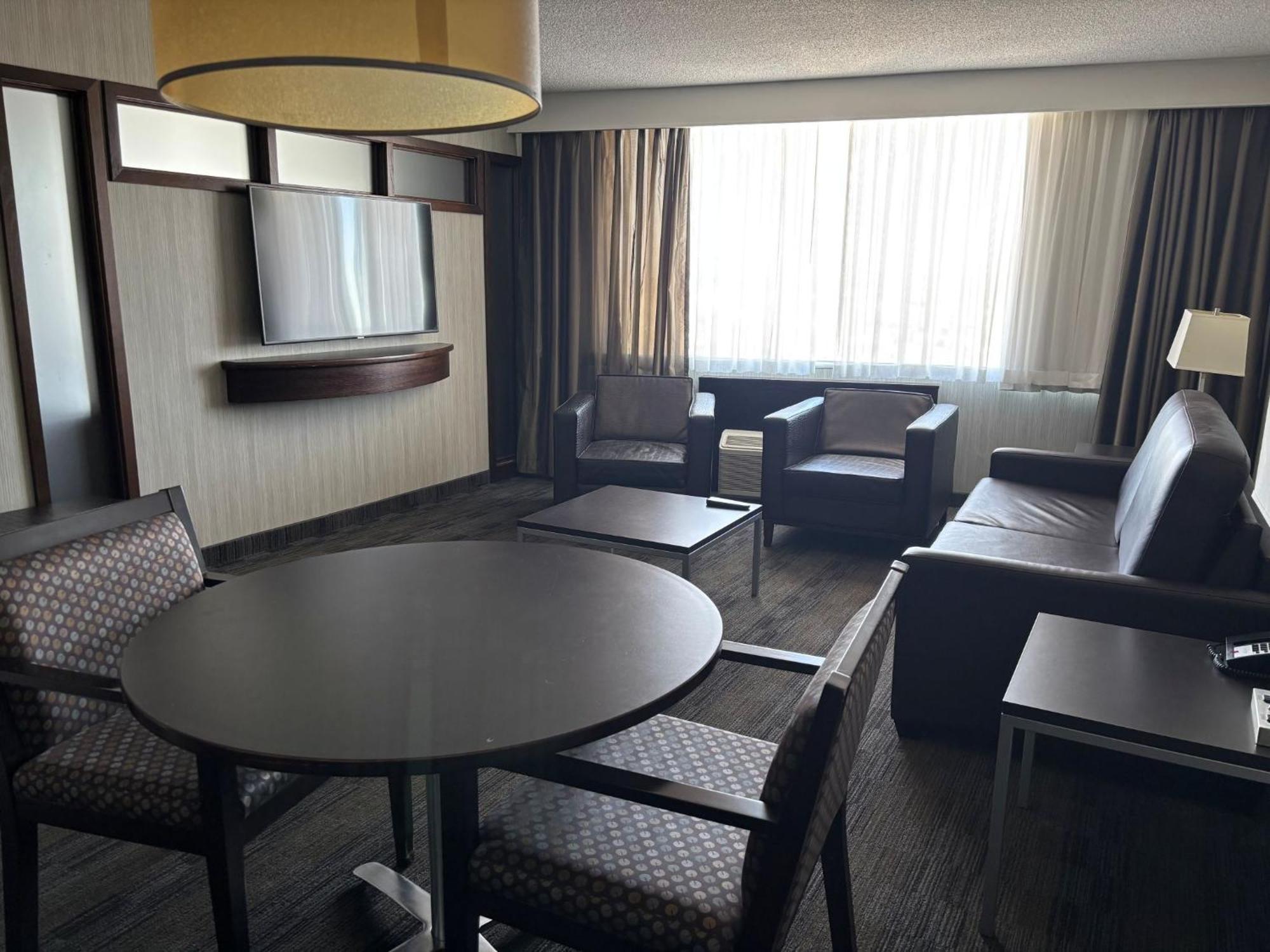 Radisson Hotel Winnipeg Downtown Bagian luar foto